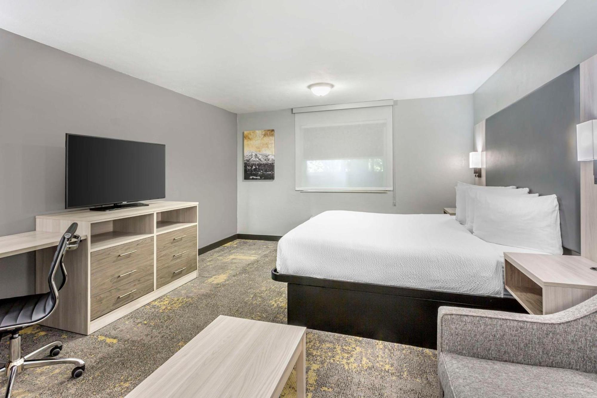 Best Western Plus Weston Inn Лоґан Екстер'єр фото