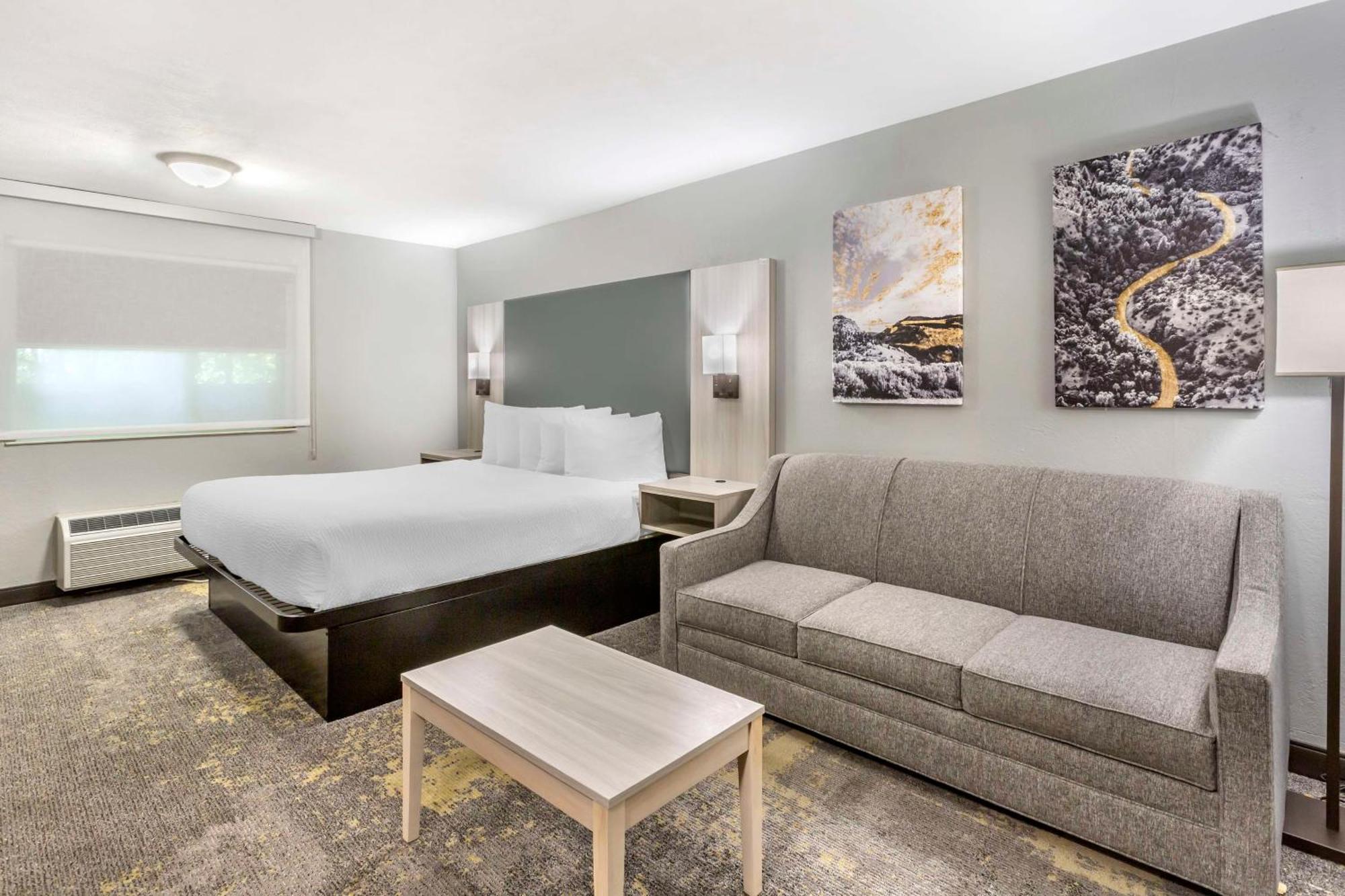 Best Western Plus Weston Inn Лоґан Екстер'єр фото